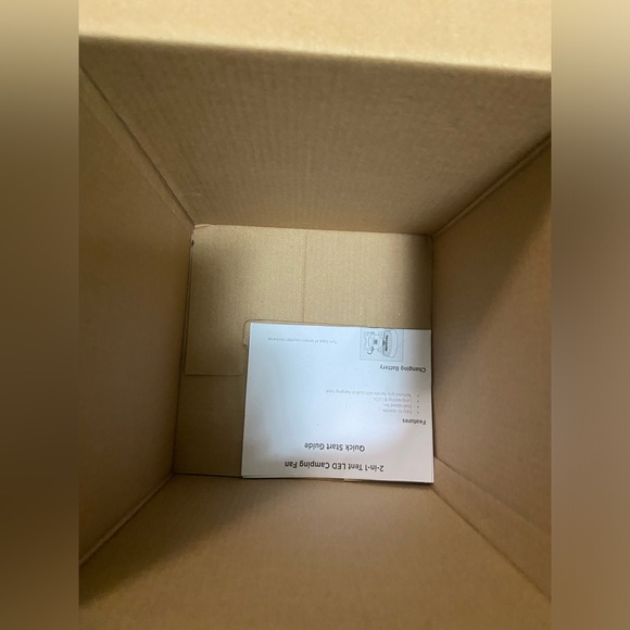 Tent fam and light built in never used - Picture 3 of 6